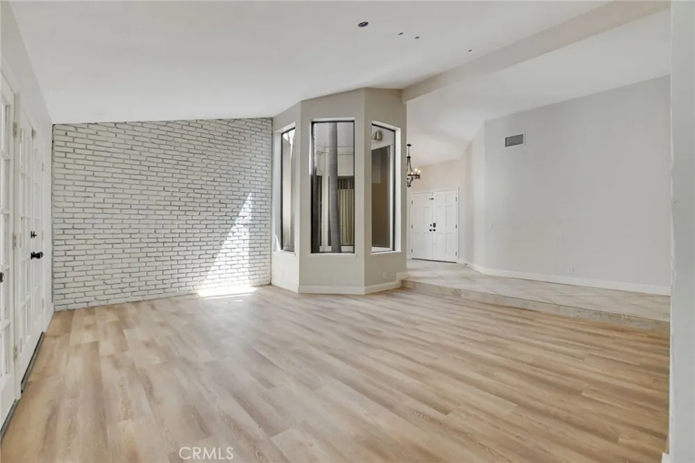 2123 Golden Hills La Verne, CA 91750