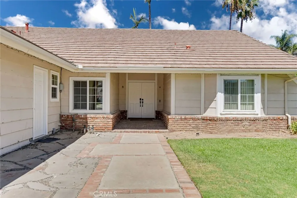 2123 Golden Hills La Verne, CA 91750
