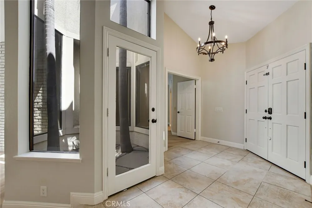 2123 Golden Hills La Verne, CA 91750