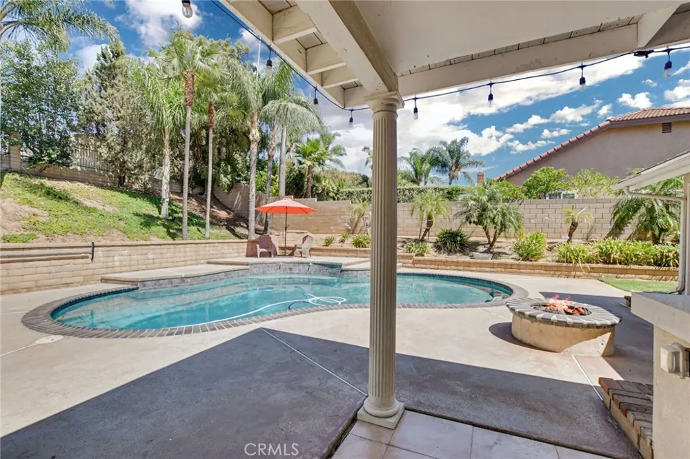 2123 Golden Hills La Verne, CA 91750