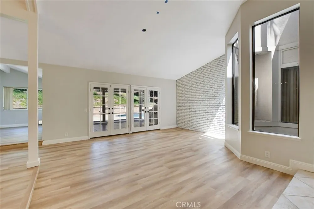 2123 Golden Hills La Verne, CA 91750