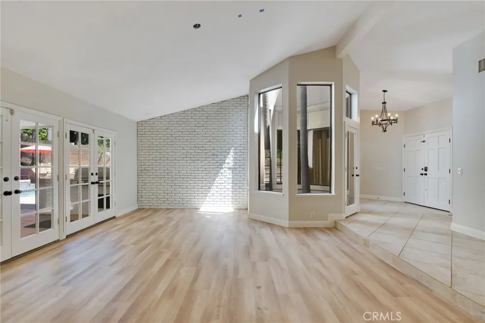 2123 Golden Hills La Verne, CA 91750