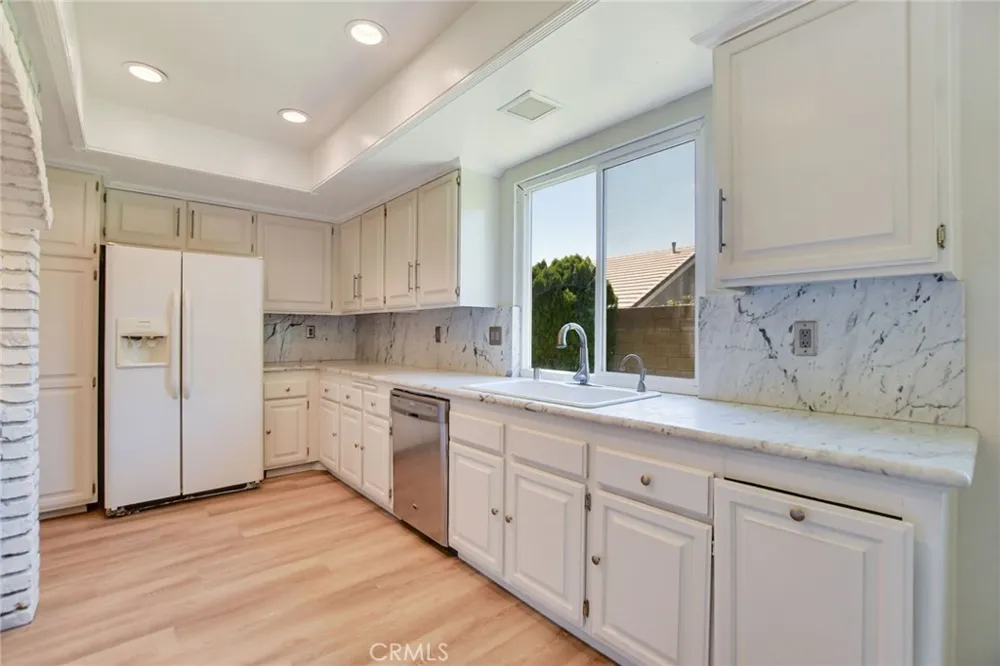 2123 Golden Hills La Verne, CA 91750