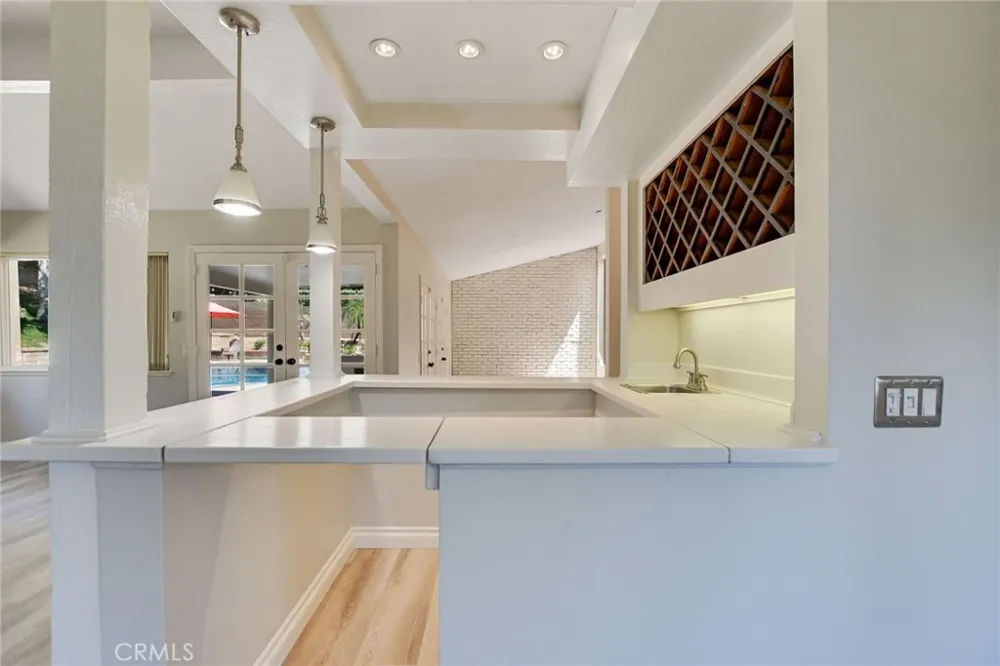 2123 Golden Hills La Verne, CA 91750