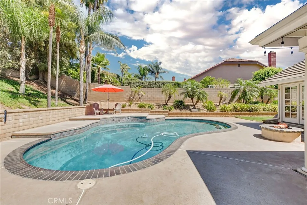 2123 Golden Hills La Verne, CA 91750