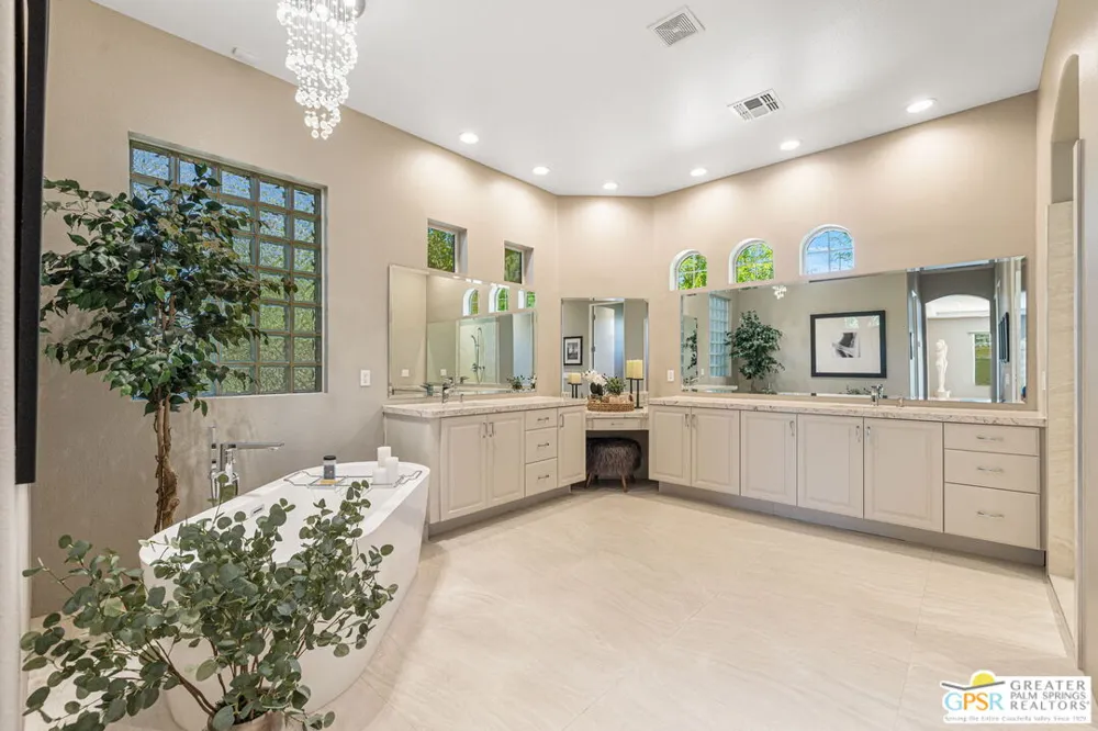 8 Collegiate Circle Rancho Mirage, CA 92270