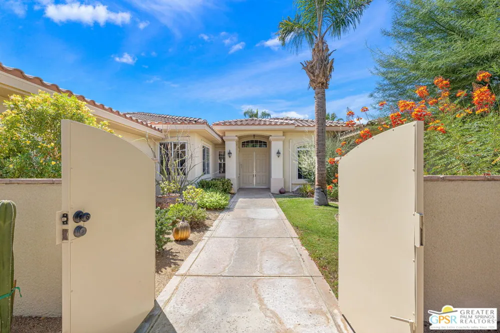 8 Collegiate Circle Rancho Mirage, CA 92270