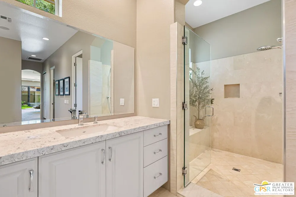 8 Collegiate Circle Rancho Mirage, CA 92270