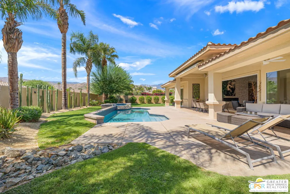 8 Collegiate Circle Rancho Mirage, CA 92270