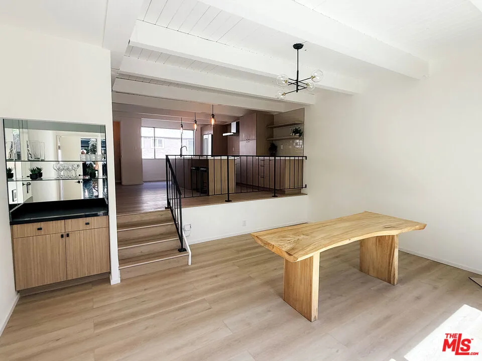 6639 Green Valley Circle Culver City, CA 90230