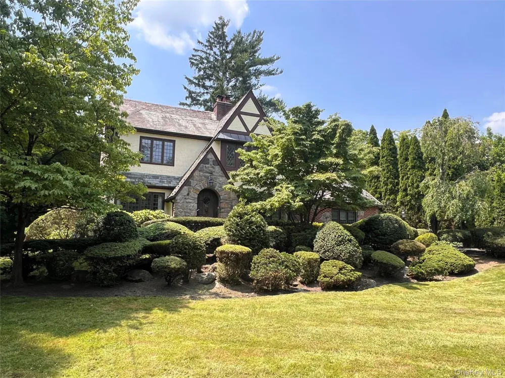 46 Fenimore Road Scarsdale, NY 10583
