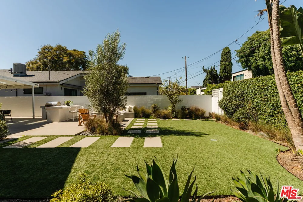 3540 Maplewood Avenue Los Angeles, CA 90066