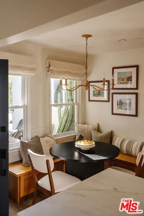 3540 Maplewood Avenue Los Angeles, CA 90066