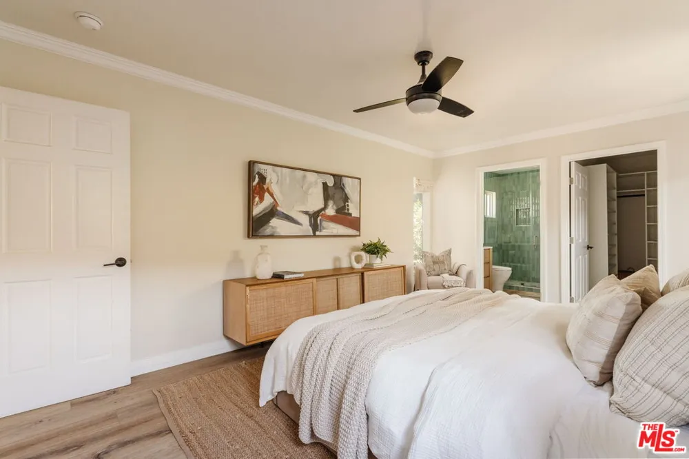 3540 Maplewood Avenue Los Angeles, CA 90066