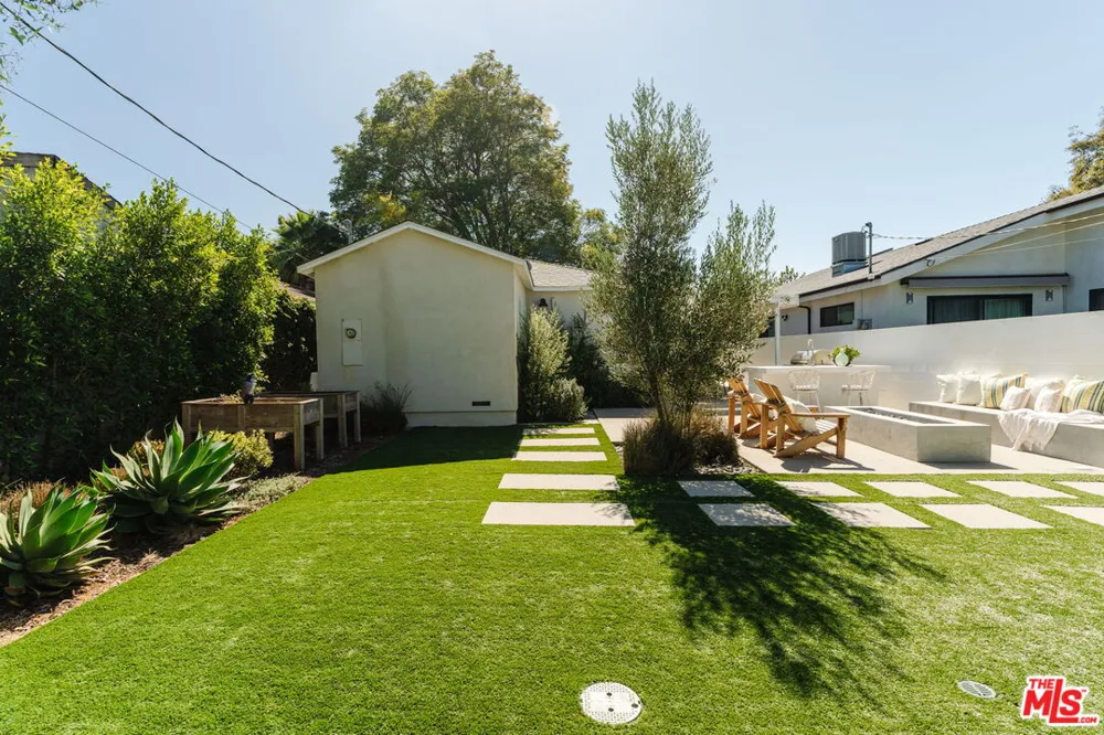 3540 Maplewood Avenue Los Angeles, CA 90066