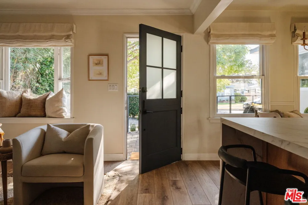 3540 Maplewood Avenue Los Angeles, CA 90066