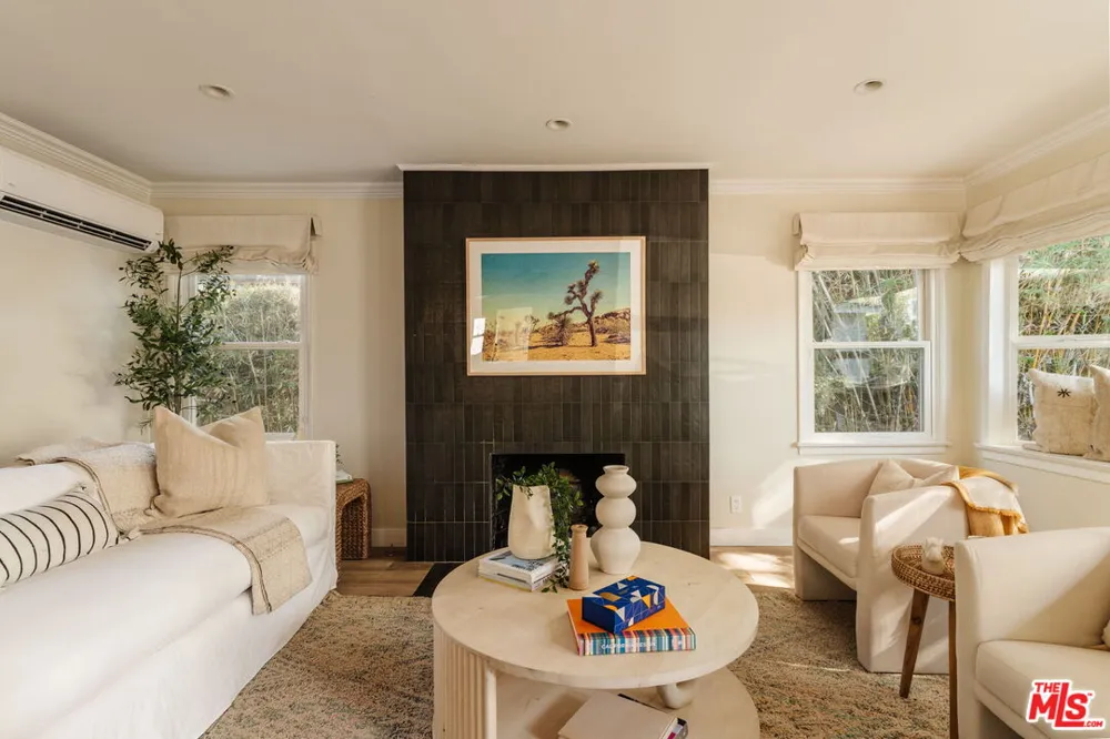 3540 Maplewood Avenue Los Angeles, CA 90066