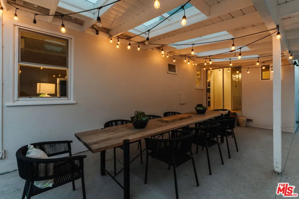 3540 Maplewood Avenue Los Angeles, CA 90066