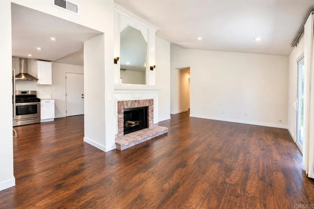 5136 Francis Street Oceanside, CA 92057