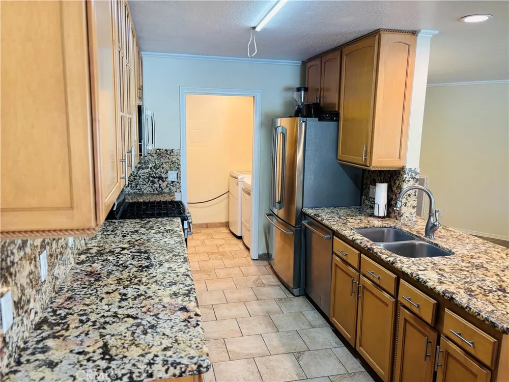 27535 Lakeview #44 Helendale, CA 92342