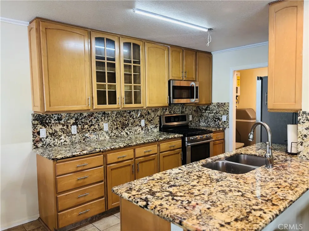27535 Lakeview #44 Helendale, CA 92342