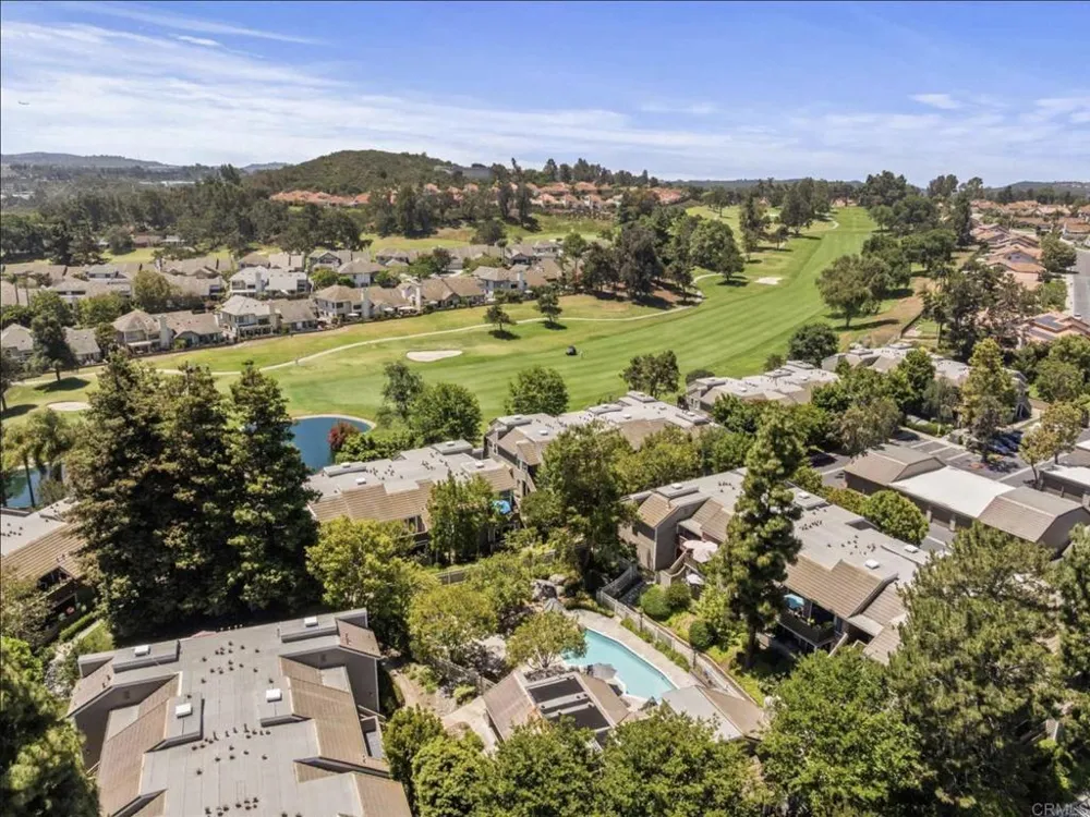 1083 Shadowridge Drive #100 Vista, CA 92083
