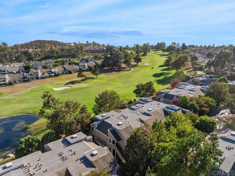 1083 Shadowridge Drive #100 Vista, CA 92083