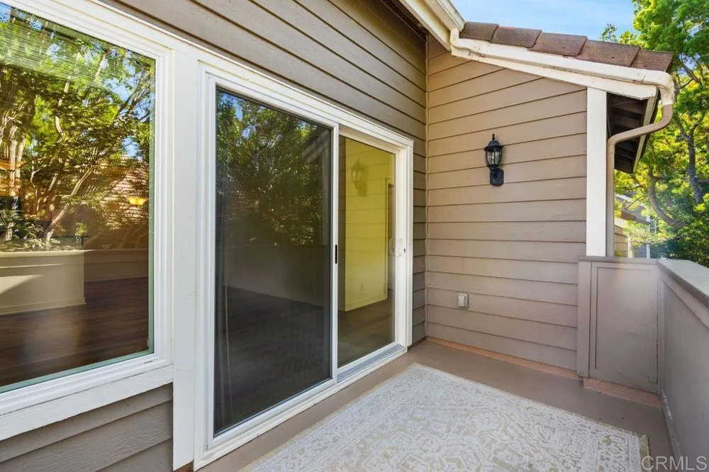 1083 Shadowridge Drive #100 Vista, CA 92083