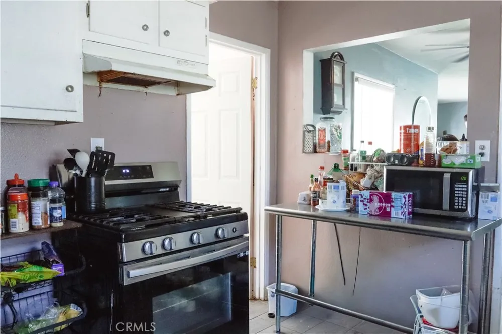 1497 Kendall Drive San Bernardino, CA 92407