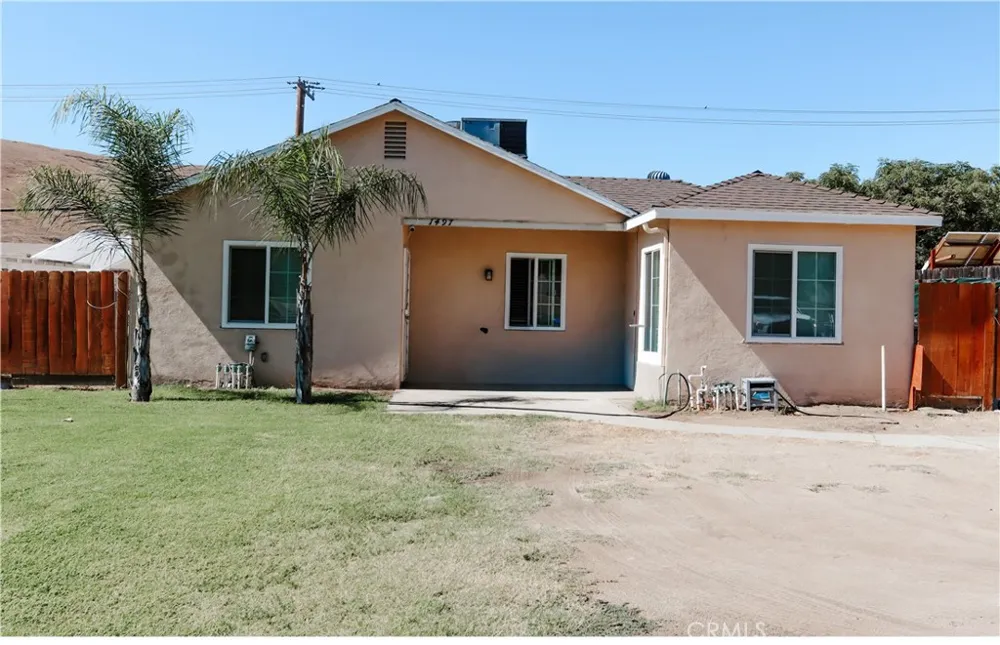 1497 Kendall Drive San Bernardino, CA 92407