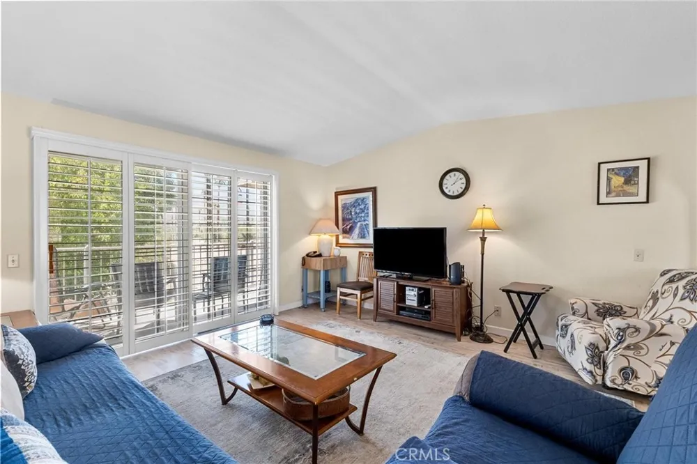 2700 E Mesquite #F34 Palm Springs, CA 92264