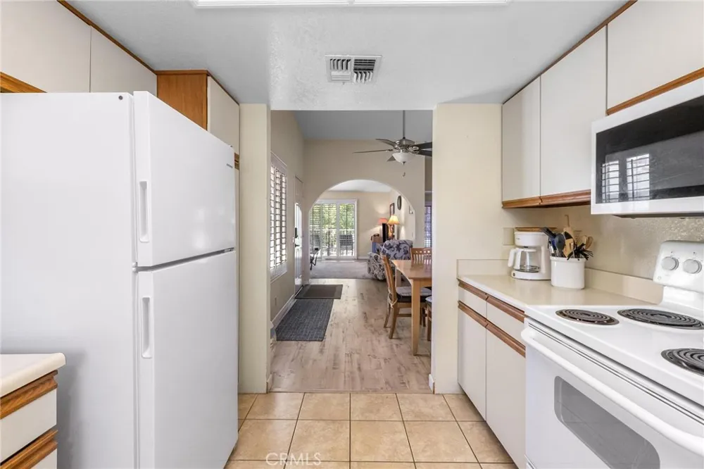 2700 E Mesquite #F34 Palm Springs, CA 92264