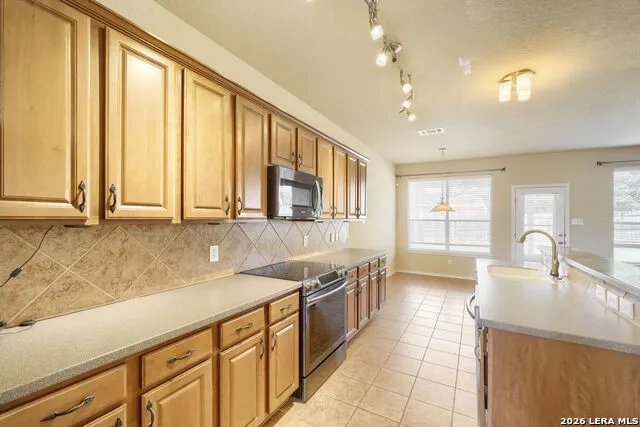 606 Point MDW San Antonio, TX 78253