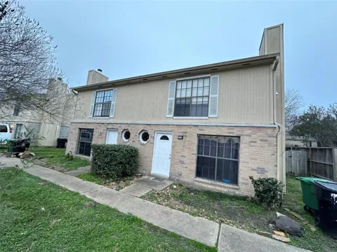 4111 Lark Lane #B