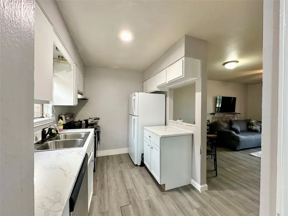 4111 Lark Lane #B Houston, TX 77025