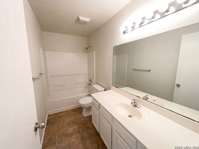 8906 Mission Brk San Antonio, TX 78223