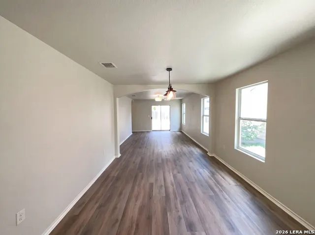 8906 Mission Brk San Antonio, TX 78223