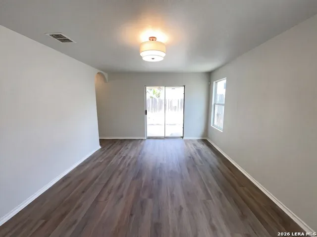 8906 Mission Brk San Antonio, TX 78223