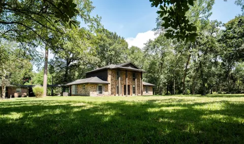 27228 Tepee Trail