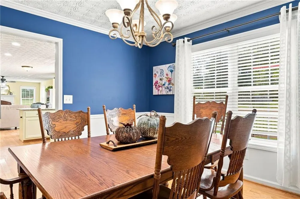 5821 Silverthorn Drive Flowery Branch, GA 30542