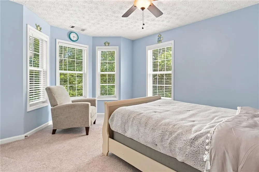 5821 Silverthorn Drive Flowery Branch, GA 30542