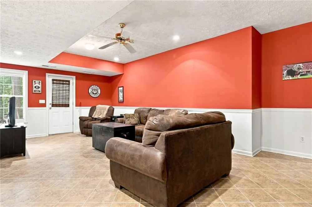 5821 Silverthorn Drive Flowery Branch, GA 30542