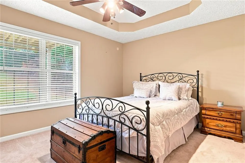 5821 Silverthorn Drive Flowery Branch, GA 30542