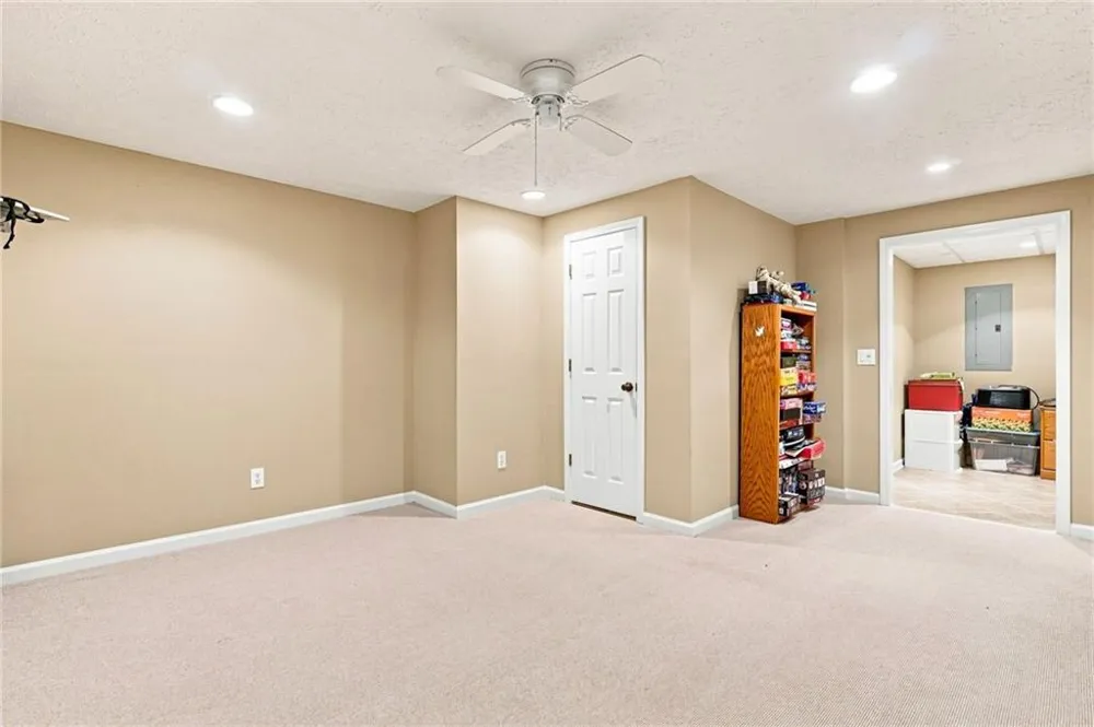 5821 Silverthorn Drive Flowery Branch, GA 30542