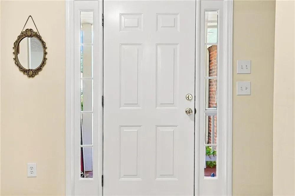 5821 Silverthorn Drive Flowery Branch, GA 30542