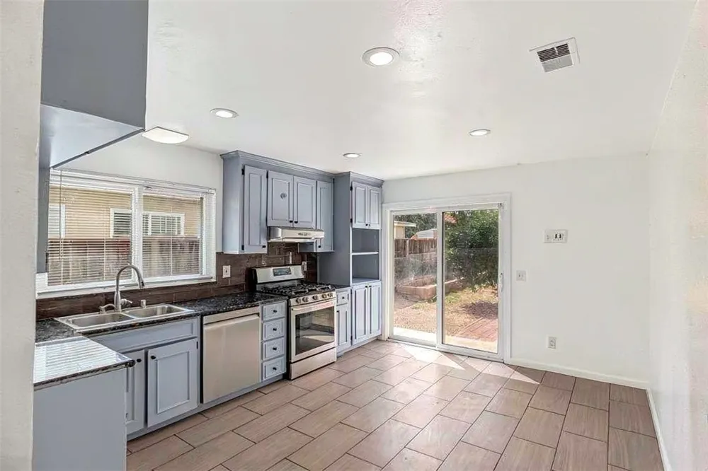 844 Royalbrook Court #1 San Jose, CA 95111