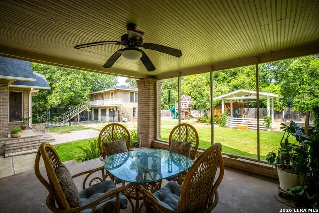 390 S GUENTHER AVE New Braunfels, TX 78130