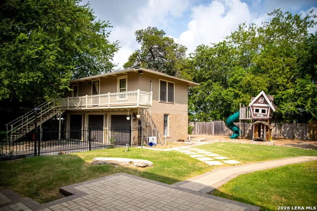 390 S GUENTHER AVE New Braunfels, TX 78130