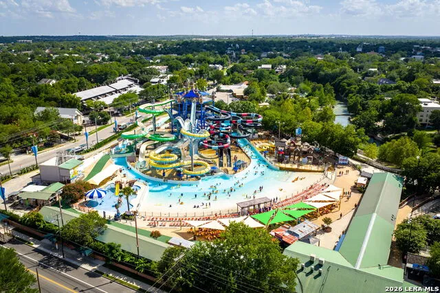 390 S GUENTHER AVE New Braunfels, TX 78130