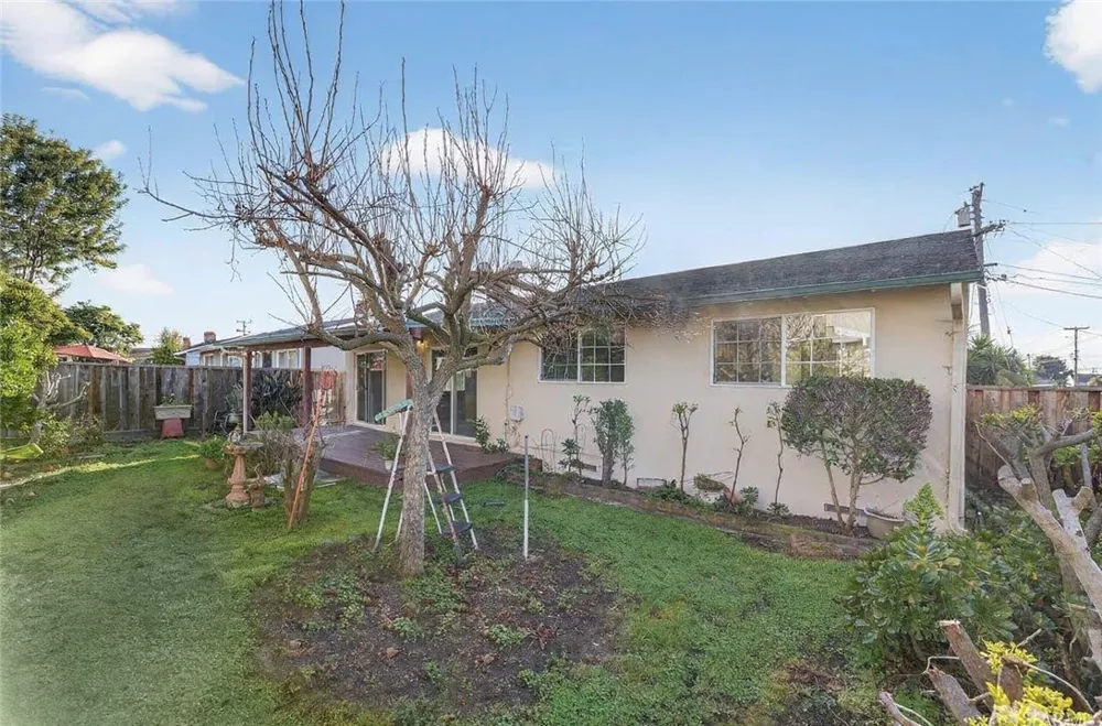 1335 Via Faisan #1 San Lorenzo, CA 94580